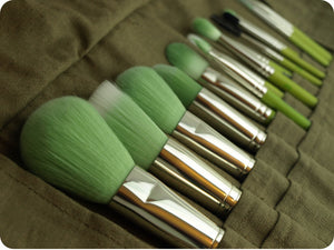 Green Bambu Complete 15PC. Brush Set